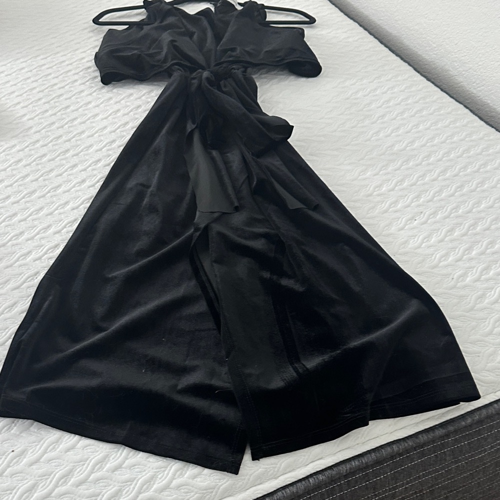 bishop + young Black Midi Dress